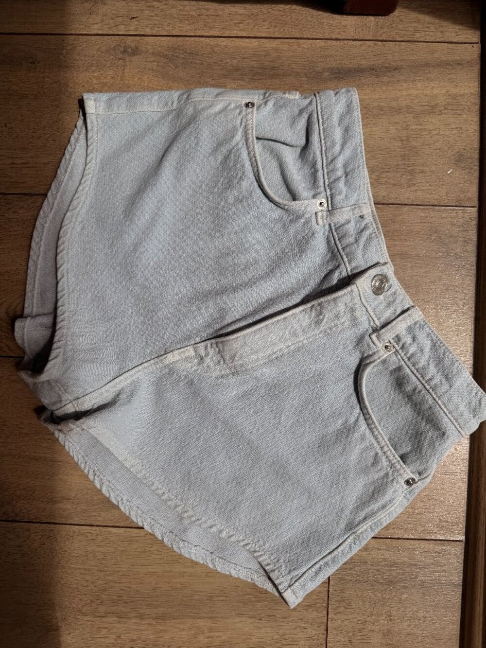 Zara High Waisted Light Wash Denim Shorts Size 6/27